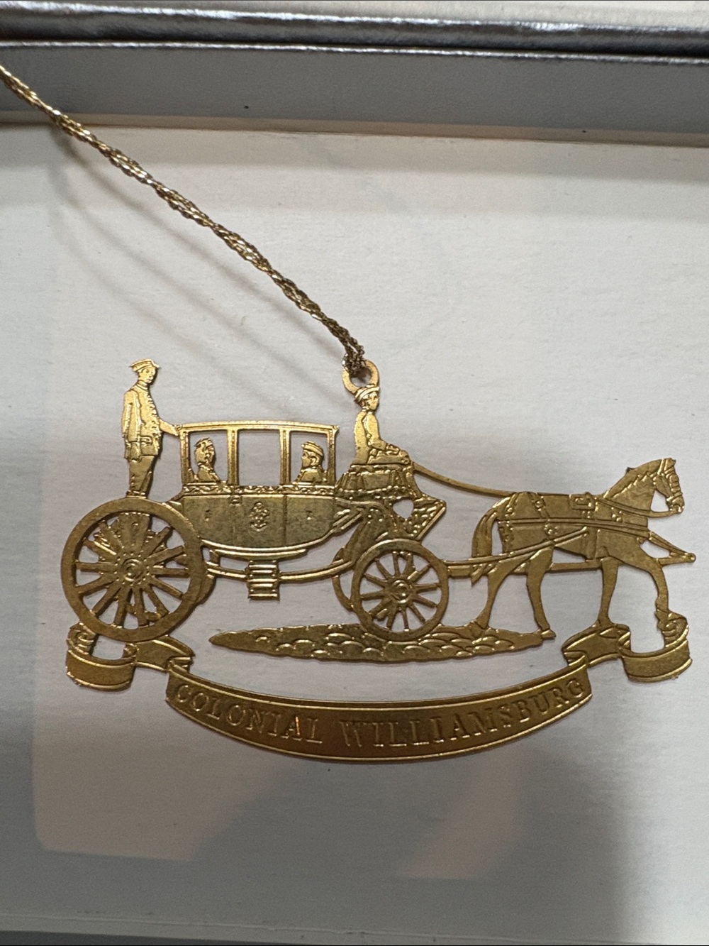 Wallace Silversmiths: Colonial Williamsburg Ornament. 24k gold/silver rhodium